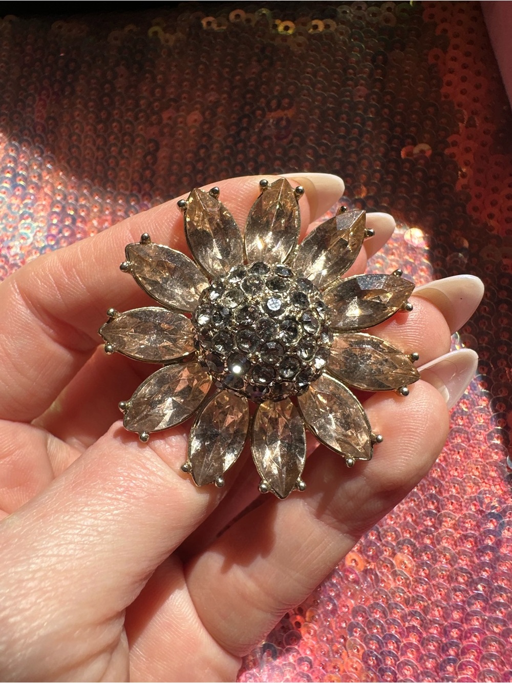 Sparkly Sunflower Rhinestone Cocktail Ring - Picture 16 of 17